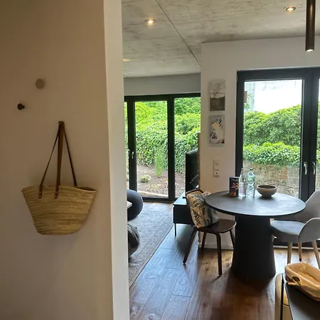 Eifelquartier L2 شقة شليدن