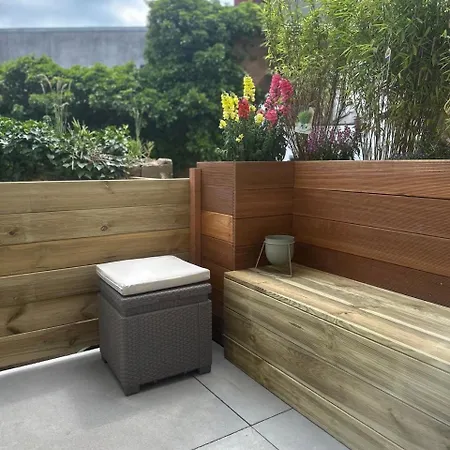 Eifelquartier L2 アパート *