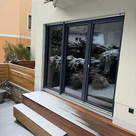 Eifelquartier L2 شقة شليدن