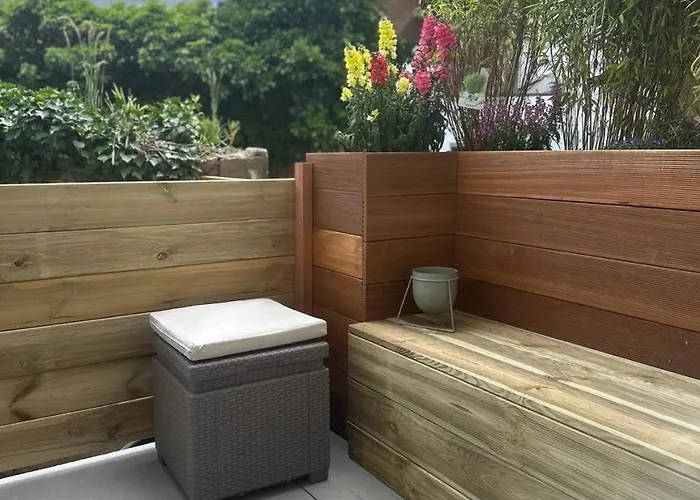 Eifelquartier L2 アパート *